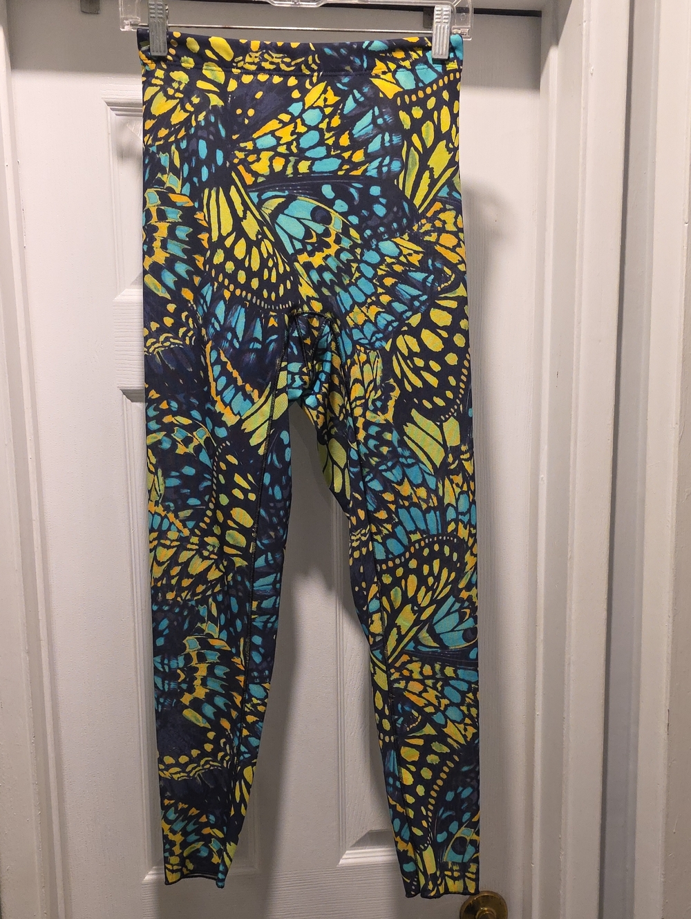 YITTY Butterfly Print Leggings in Yellow, Blue, Black